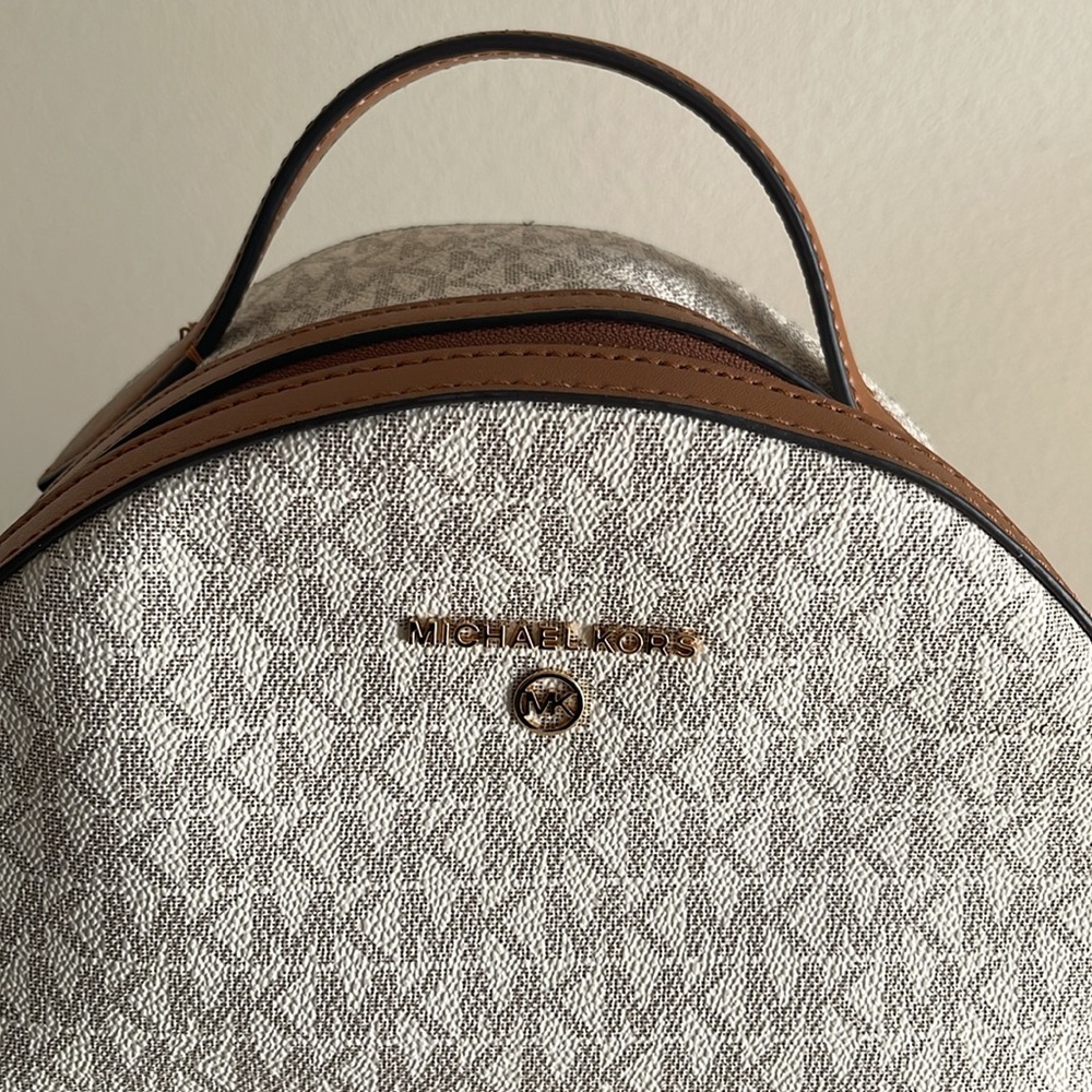 Michael Kors Cream and Tan Logo Backpack - Picture 3 of 11